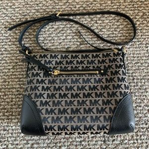 Michael Kors Medium Fallon Crossbody/Messenger Bag